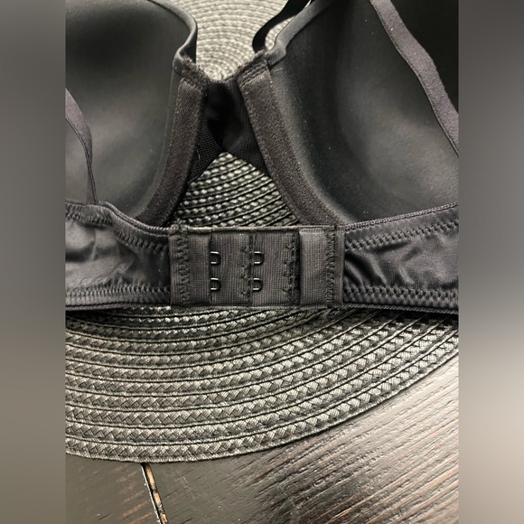 Maidenform Women's One Fab Fit underwire T-Shirt Bra in Black size 36B NWT - Picture 9 of 10